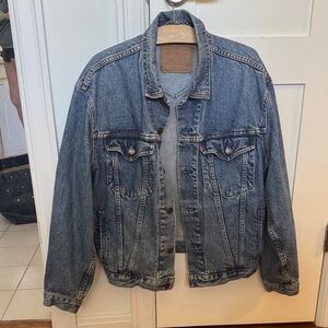 Levi's Medium Wash Blue Denim Jacket